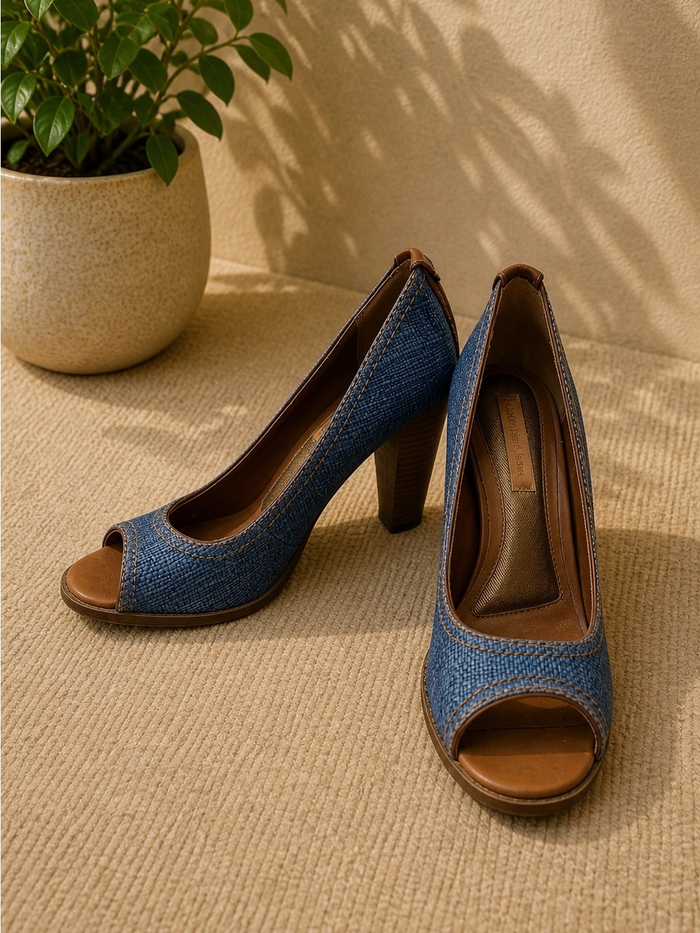 Vintage Calvin Klein Jeans Denim Peep Toe Platform Heels Womens Blue Woven Pumps